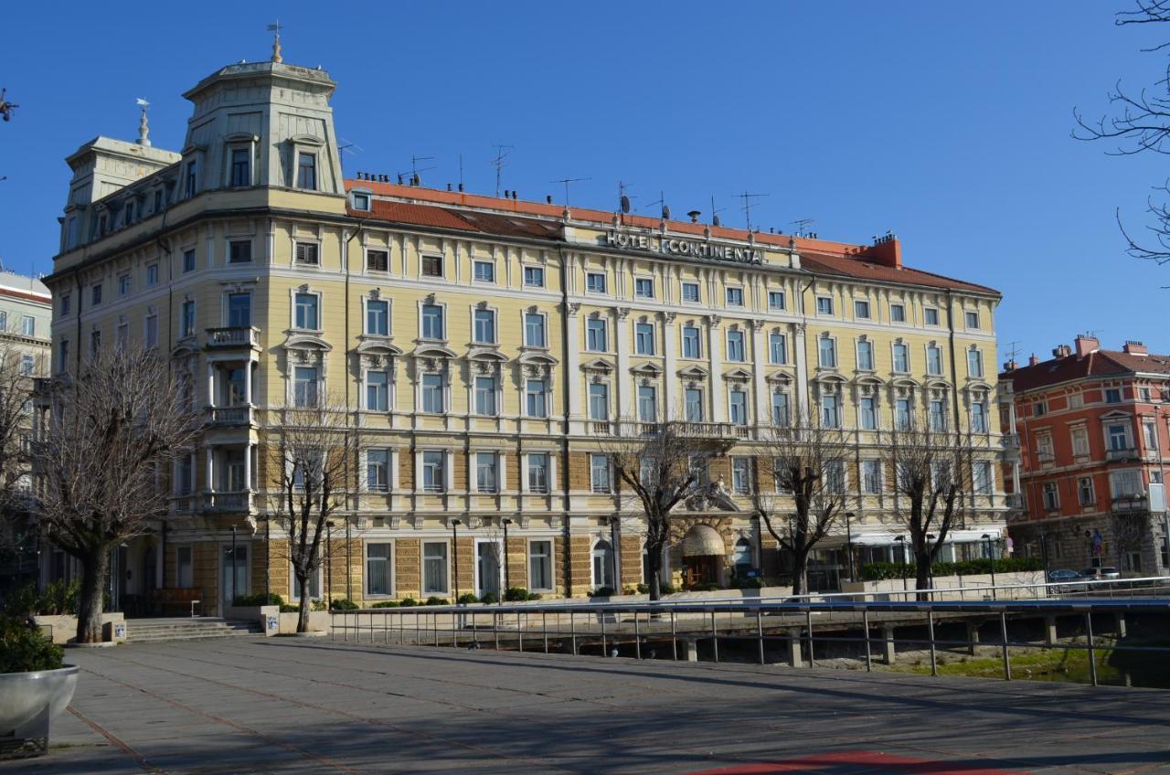 Rooms & Apartments Infinity Rijeka Exteriör bild